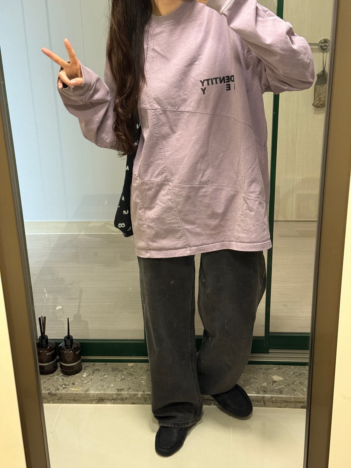 이에이 톤다운 퍼플 맨투맨 상품이미지4