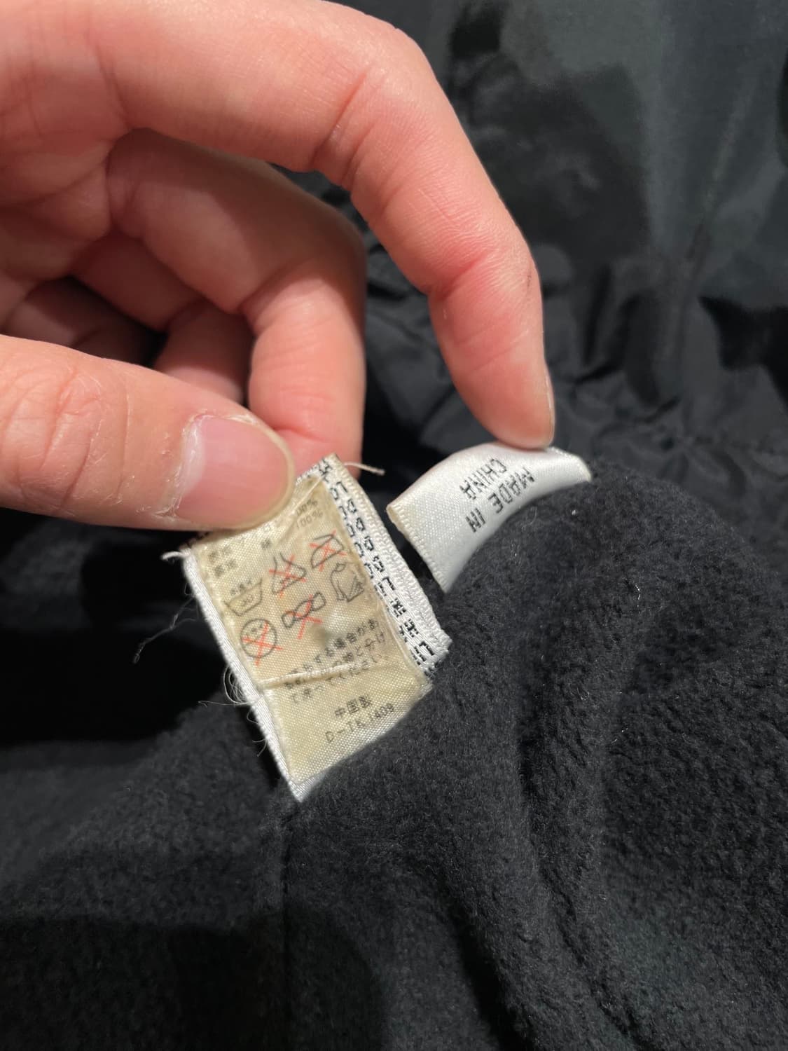 이브 생로랑 뿌르 옴므 블랙 백 로고 플리스 라이닝 자켓 상품이미지8