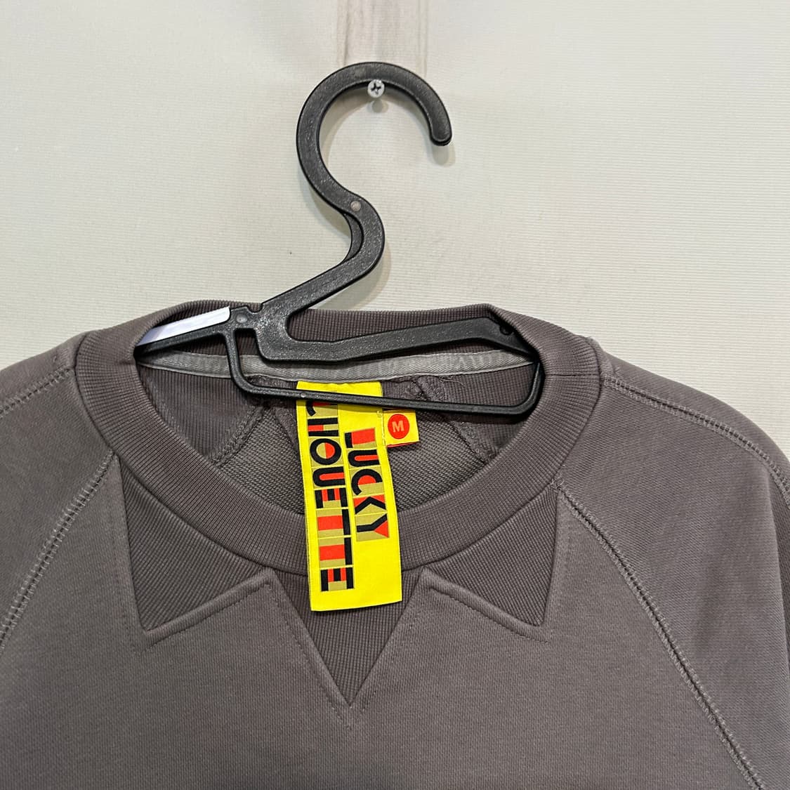 럭키슈에뜨 맨투맨 M 남녀공용 상품이미지2