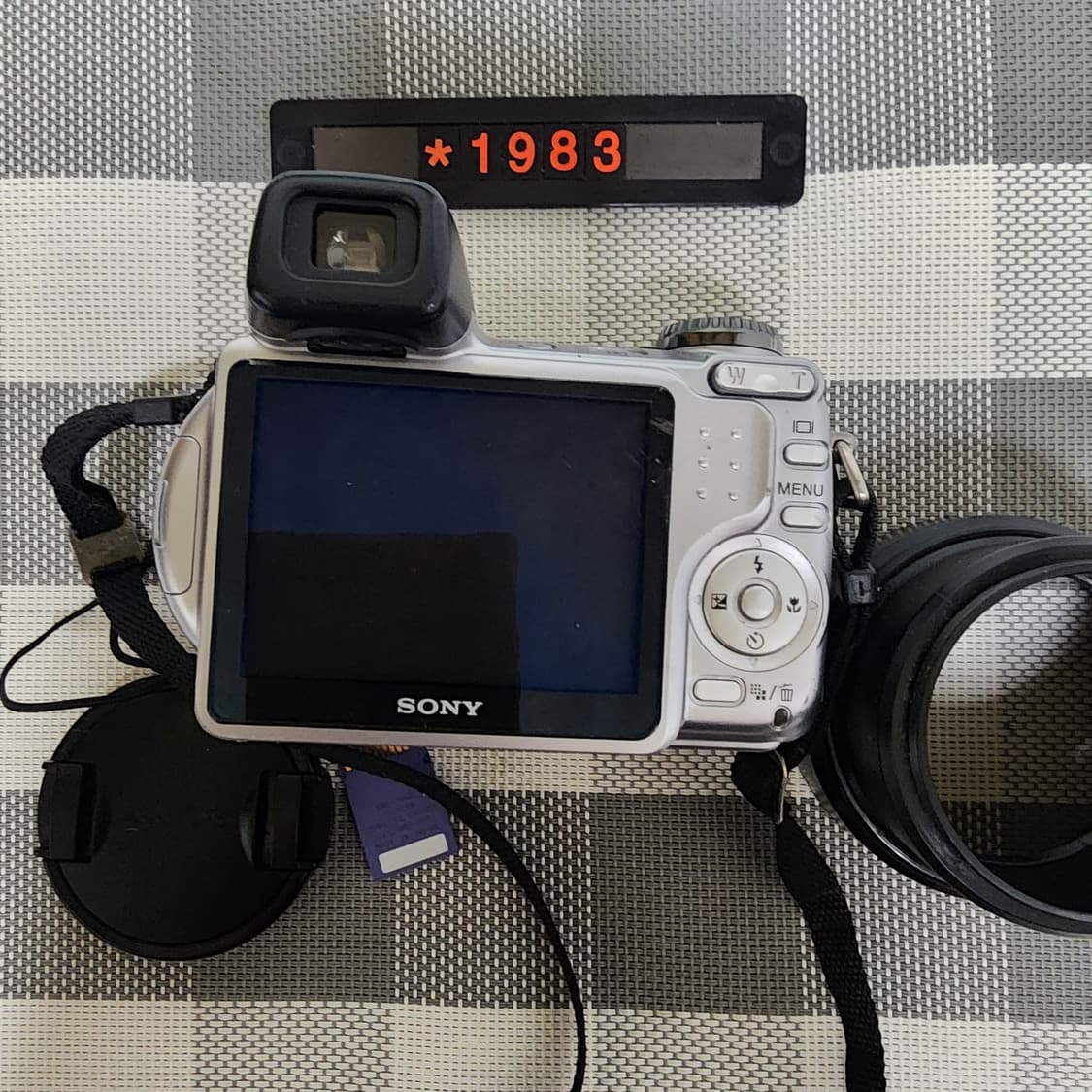 소니 슈퍼 스테디샷 DSC-H5 디지털카메라 AA건전지 사용 상품이미지3