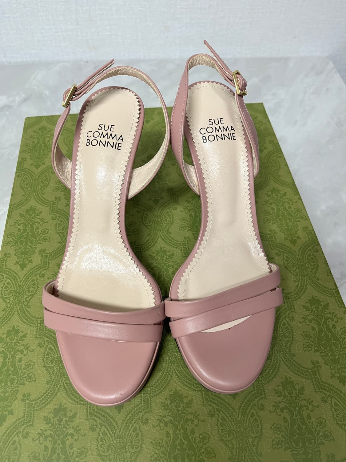 슈콤마보니 핑크 샌들 235사이즈 1회착용 상품이미지1