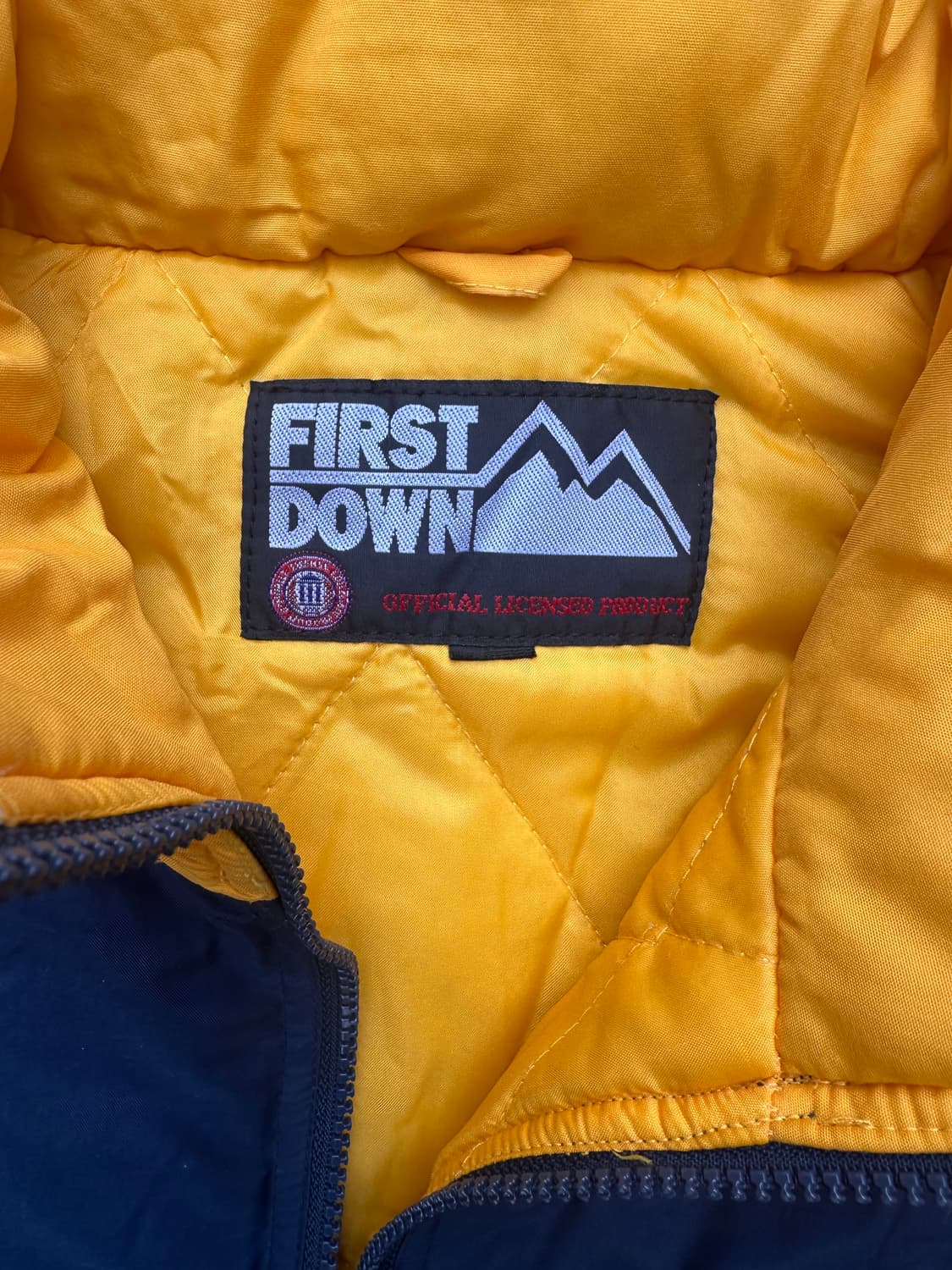 빈티지 00s 퍼스트 다운 미시건 올드스쿨 자켓  상품이미지5