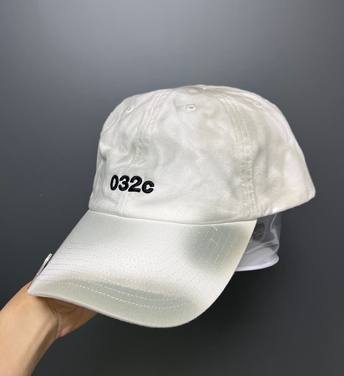 032c 더티 화이트 볼캡 모자 판매. 상품이미지3