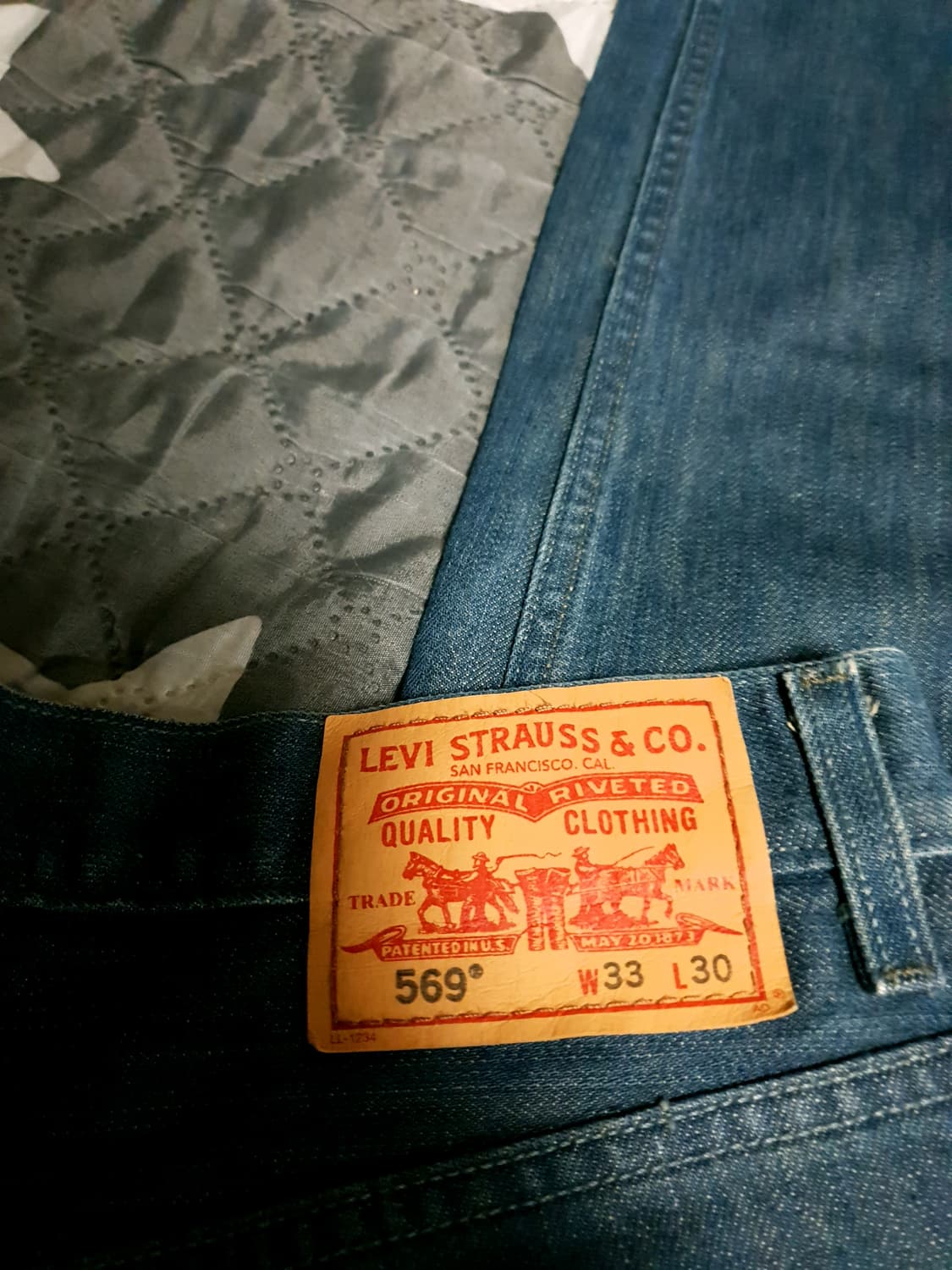 리바이스 569 루즈 스트레이트 은장자수 데님팬츠 (33) 상품이미지4