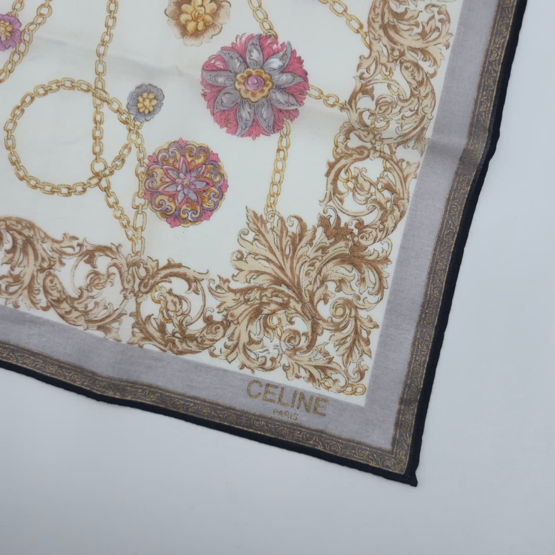 CELINE 셀린느 손수건 스카프 [JRCFSB11735-1228-11] 상품이미지5