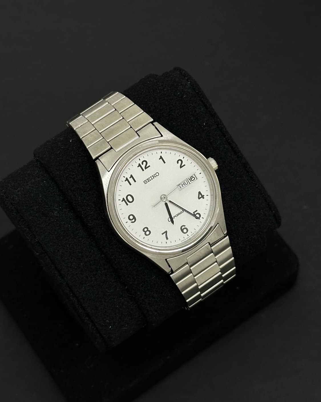 세이코 크로노스 라운드 쿼츠 시계 상품이미지1