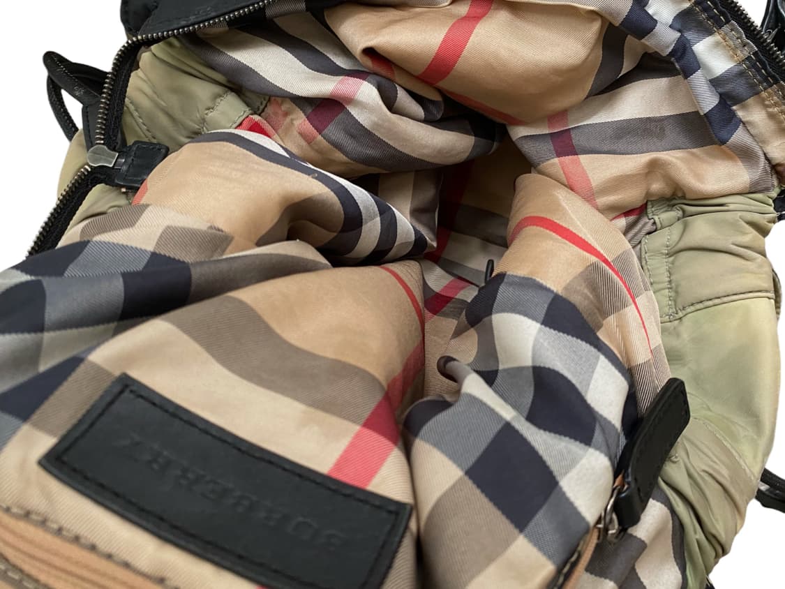 버버리 나일론백 상품이미지4