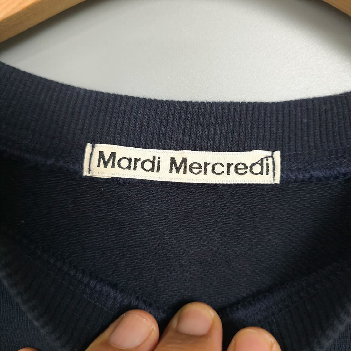 여성용 마르디메크르디 Mardi Mercredi 플라워 그래픽 맨투맨 상품이미지5