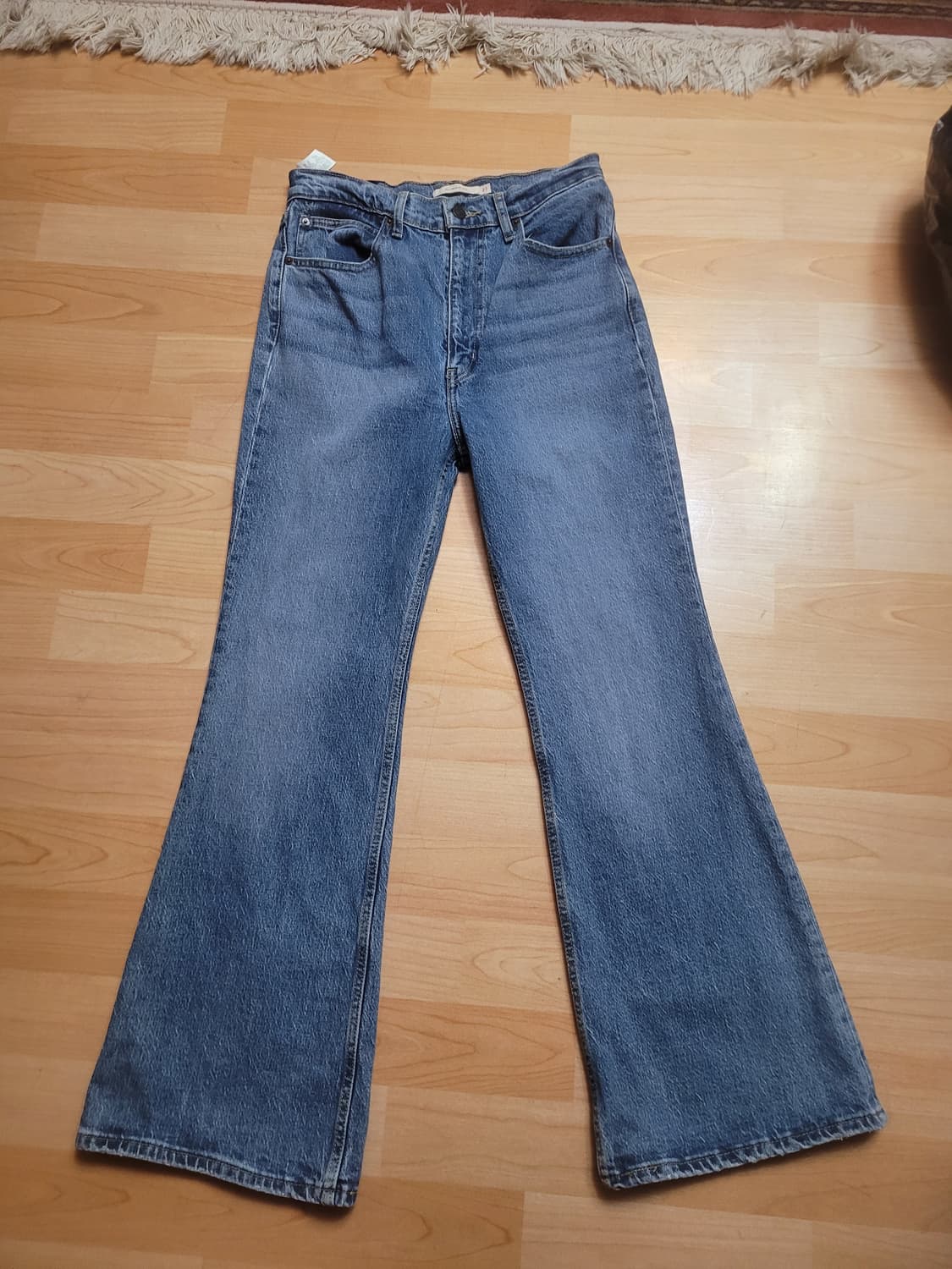 (허리만 28인치로 수선)리바이스 70s 하이플레어 데님팬츠 27 상품이미지1