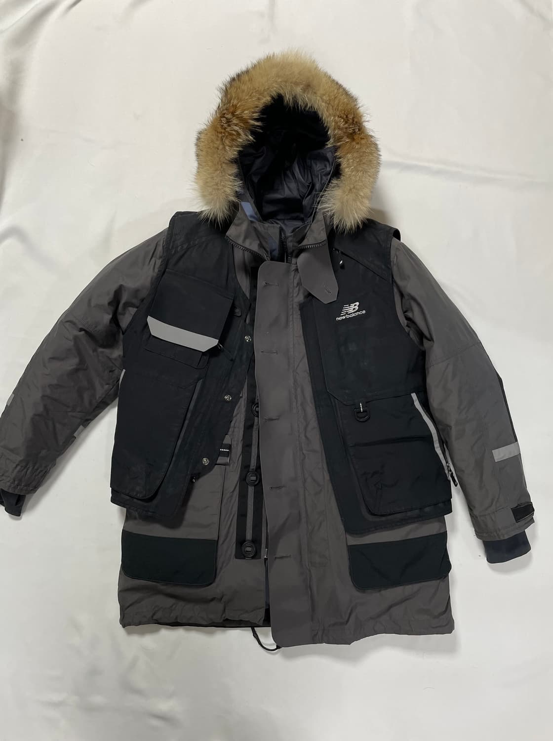 뉴발란스 카메라맨 프로 구스다운 패딩 상품이미지3