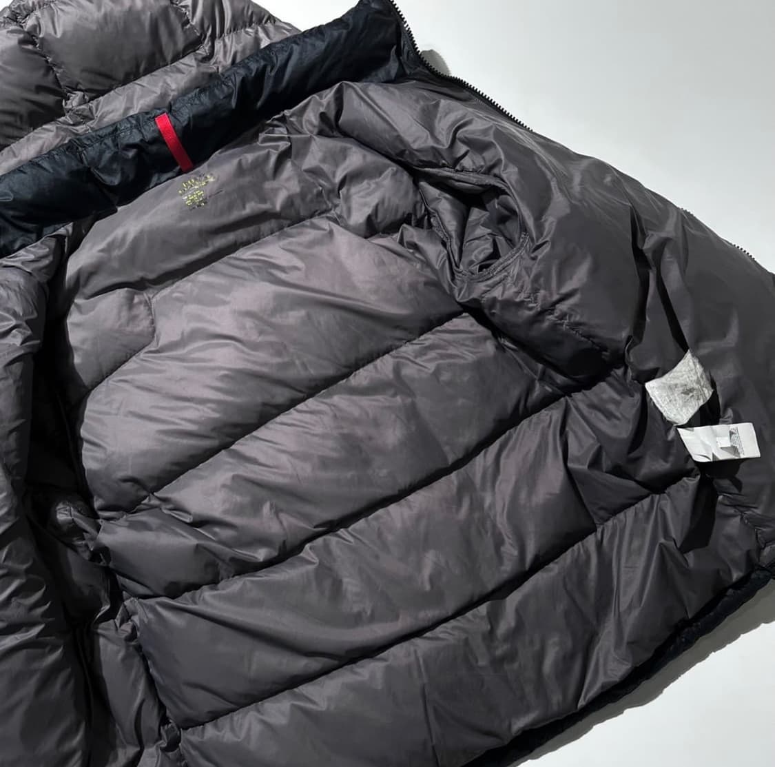 폴로 랄프로렌 덕다운 푸퍼 패딩 상품이미지9