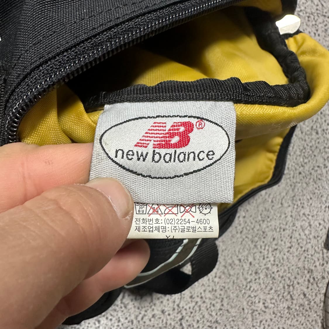 ✨ (바배) 뉴발란스 미니 원통 크로스백 상품이미지6