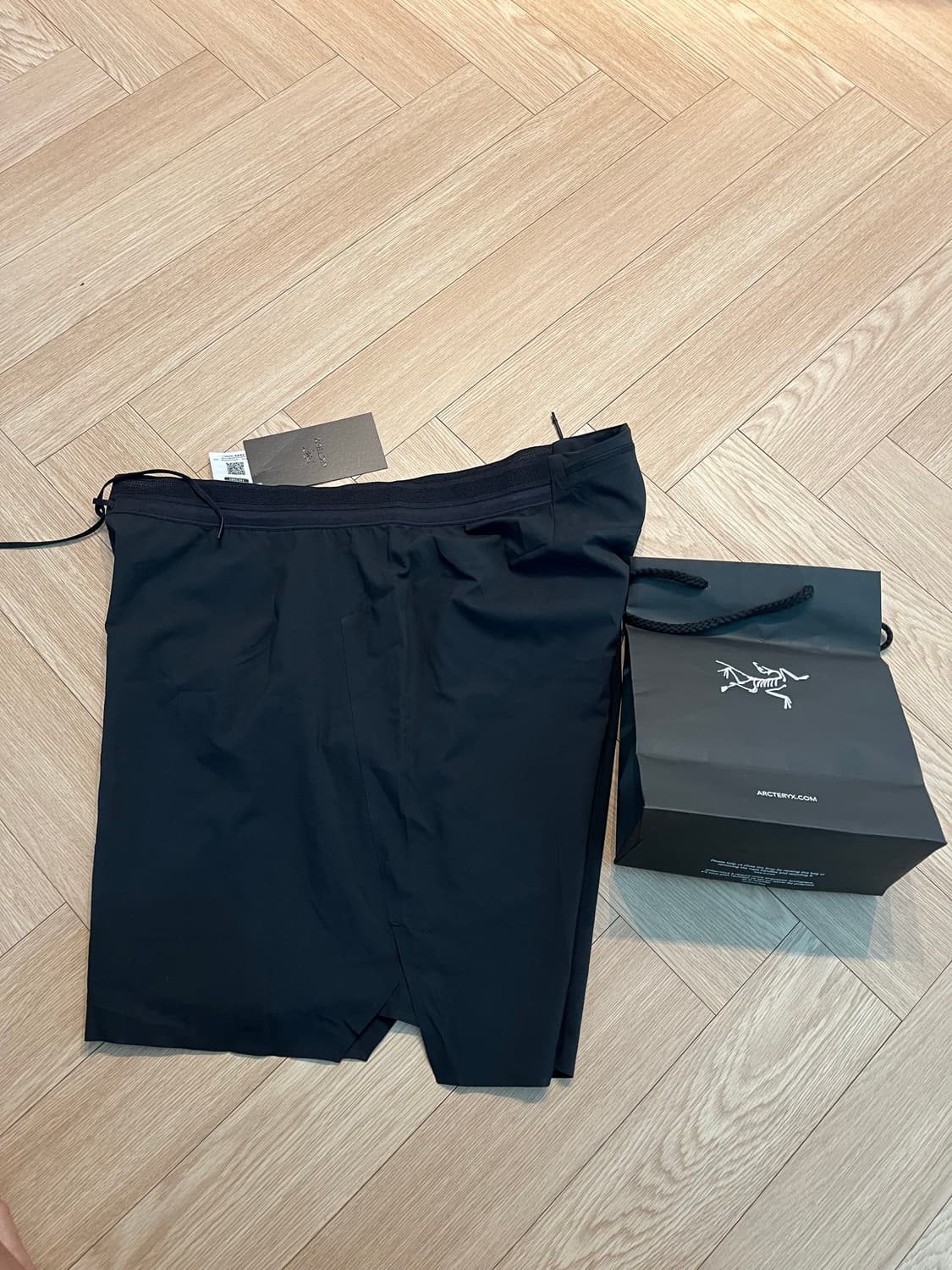 아크테릭스 노반 숏츠 7인치 L 새상품 상품이미지2