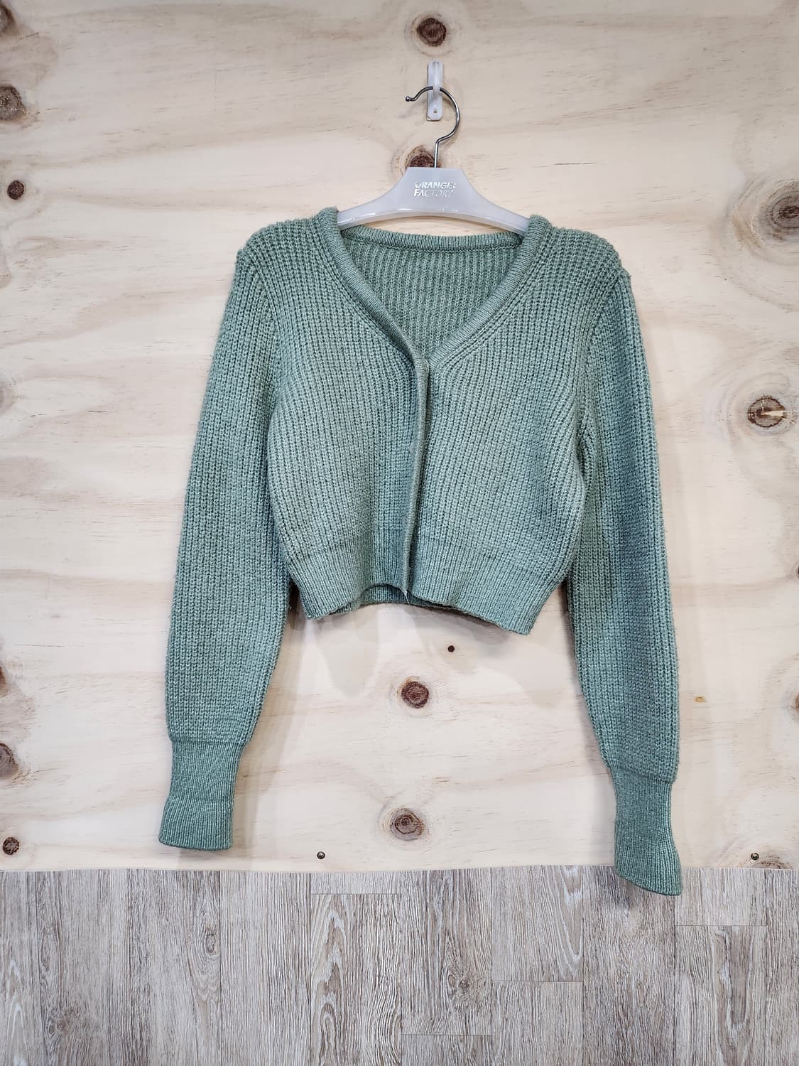 570) 크롭 니트 가디건 상품이미지1