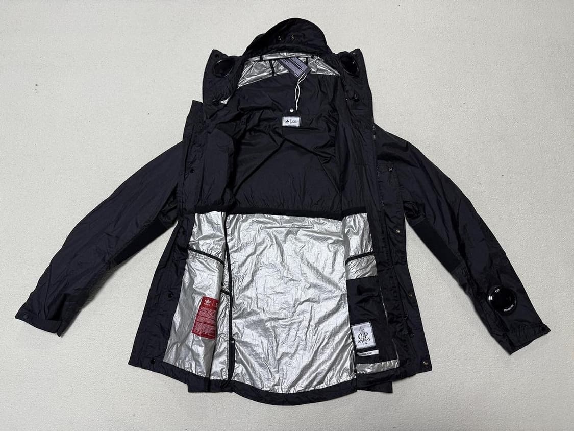 C.P 컴퍼니 익스플로러 자켓 남성용 95사이즈 새제풐 상품이미지2