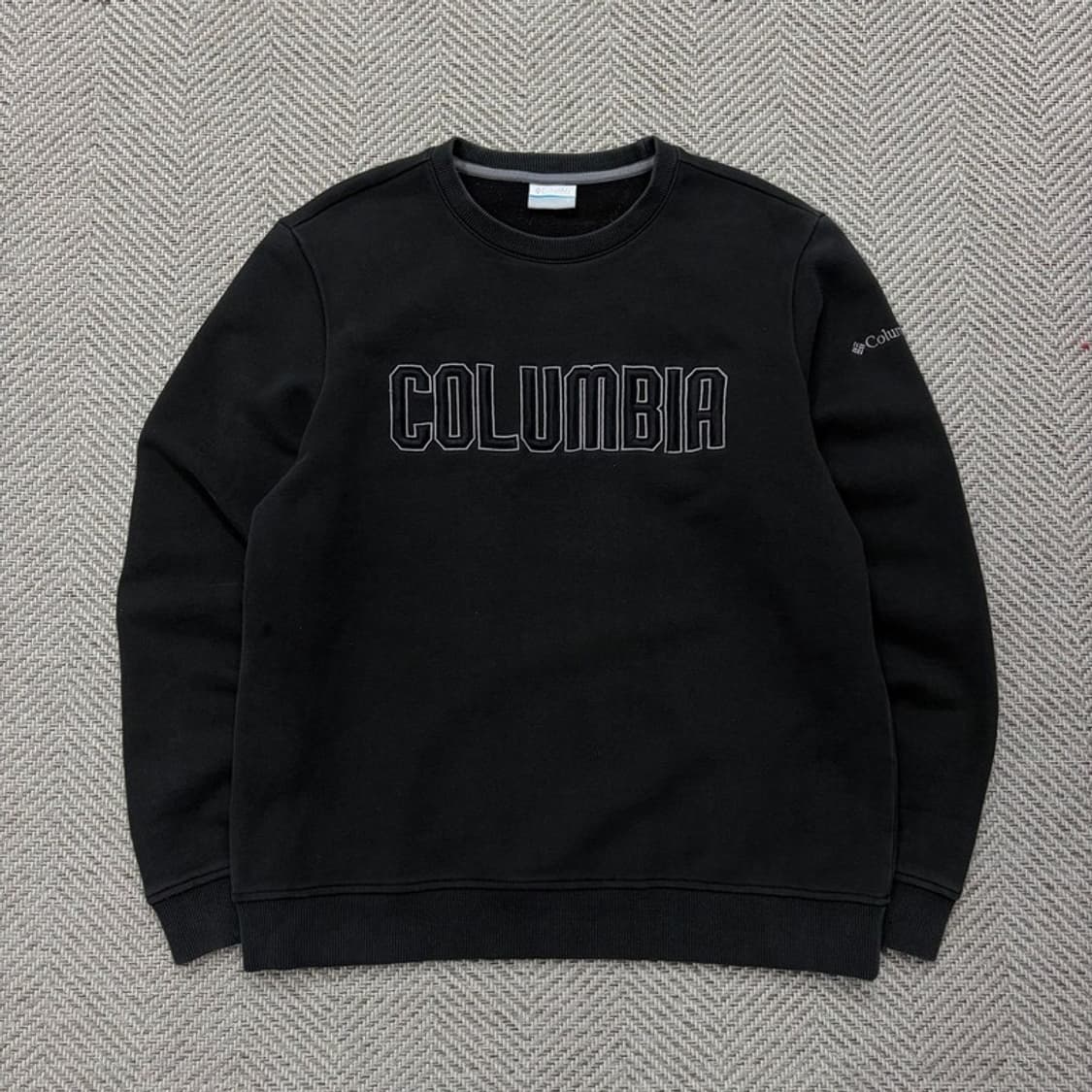 컬럼비아 프론트 자수 맨투맨 v2238 상품이미지1