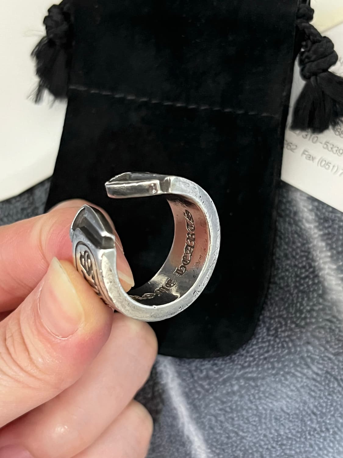 [21호] 크롬하츠 라지 스크롤라벨링 말발굽링 반지 상품이미지4