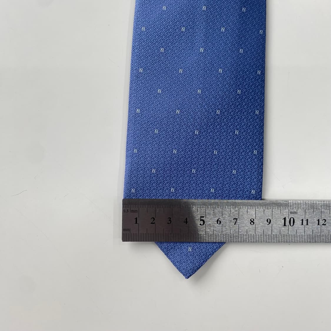 (새상품급)펜디 FF모노그램 FENDI 정품넥타이 8.2cm 상품이미지8