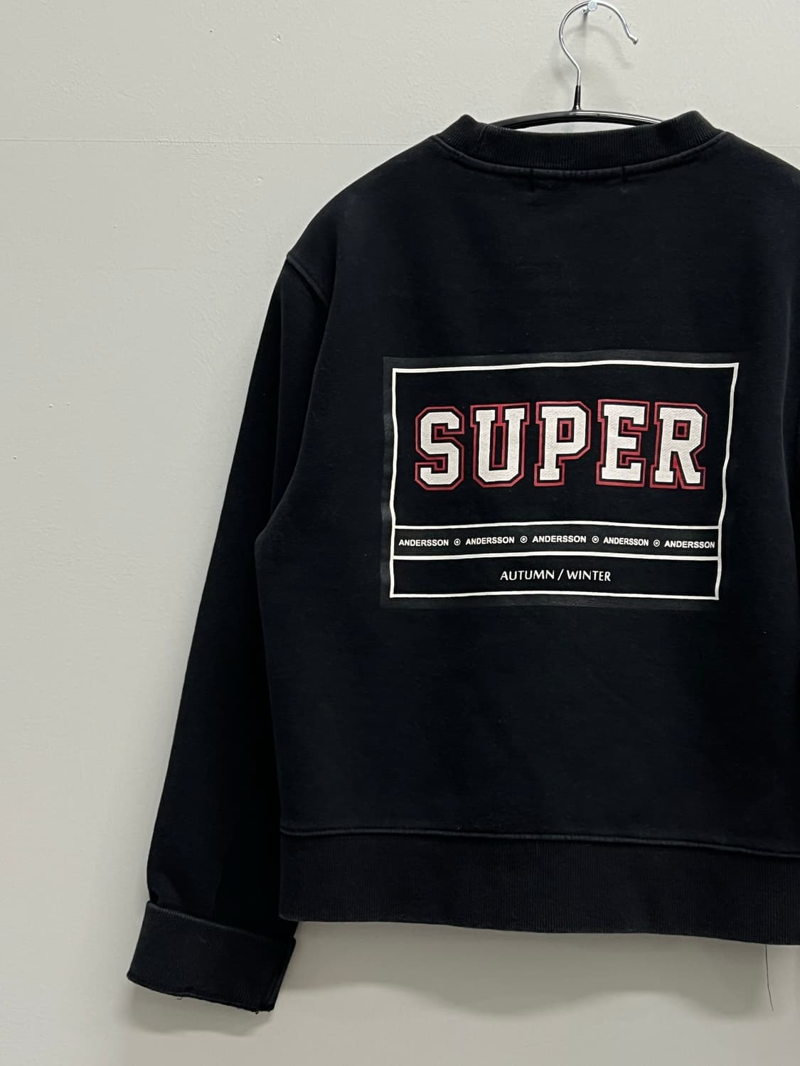 (XS) 앤더슨벨 프린팅 맨투맨 블랙 상품이미지6