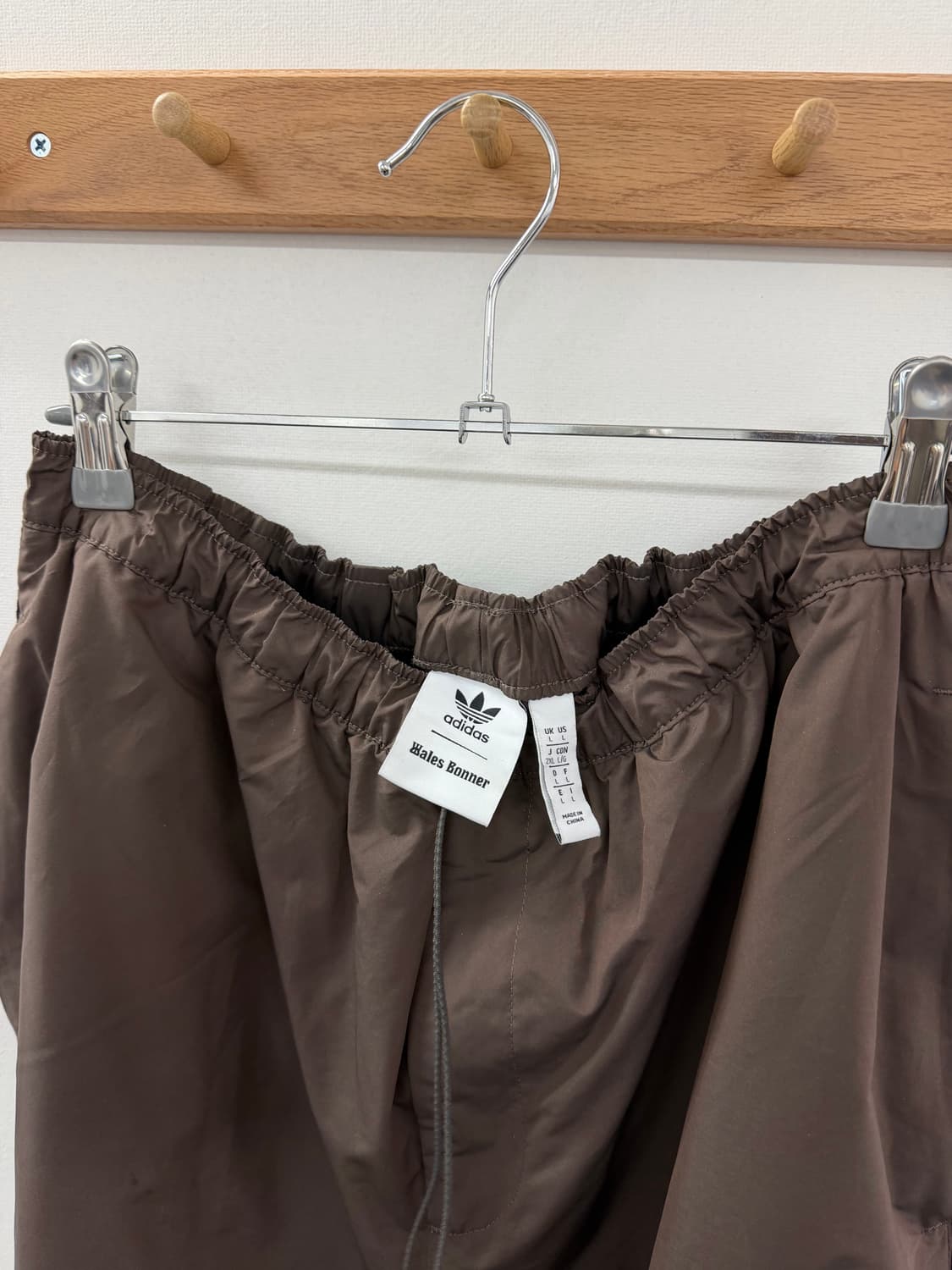 아디다스x웨일스보너 트랙팬츠 상품이미지3