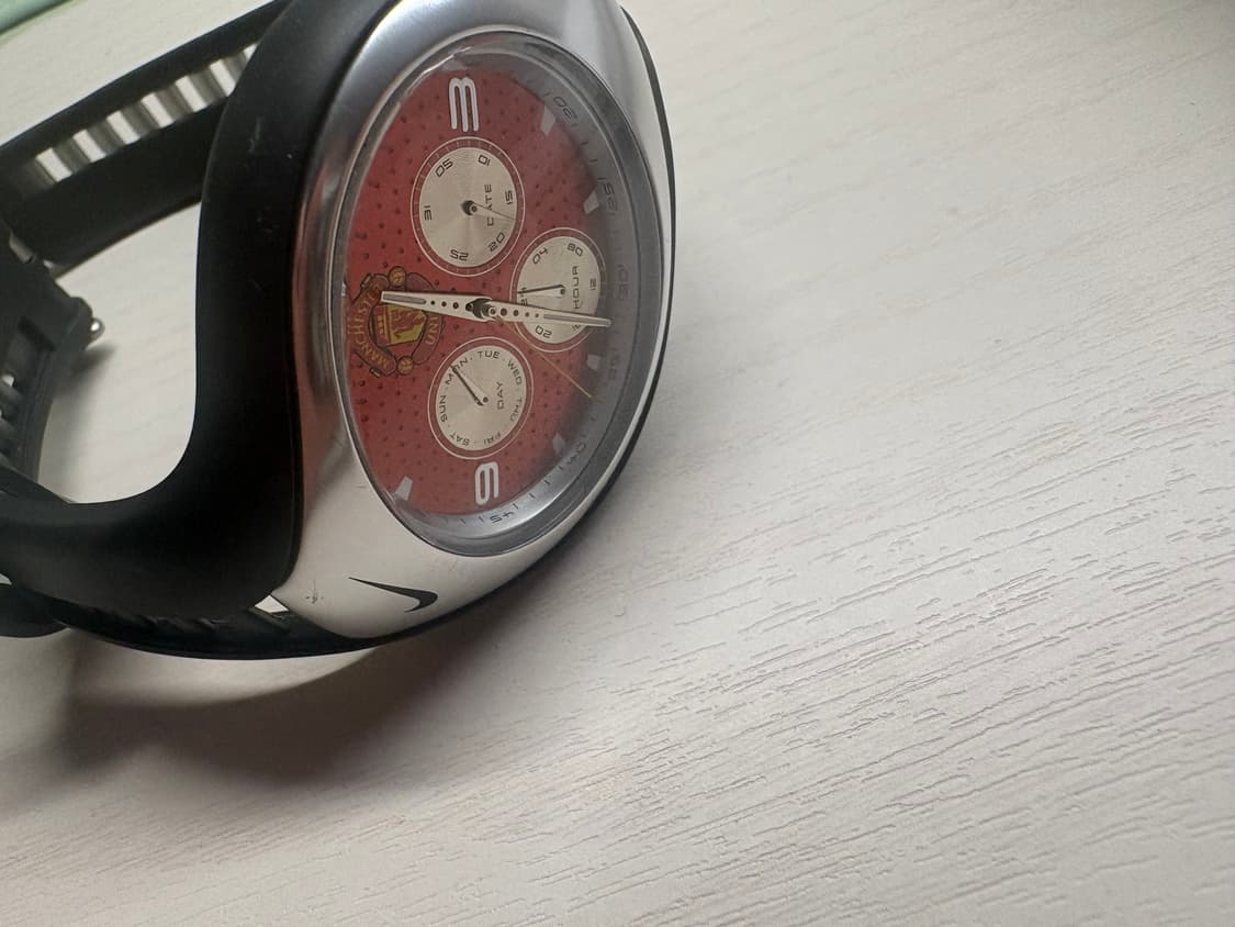 나이키 트라이엑스 맨유 빈티지 시계 상품이미지3