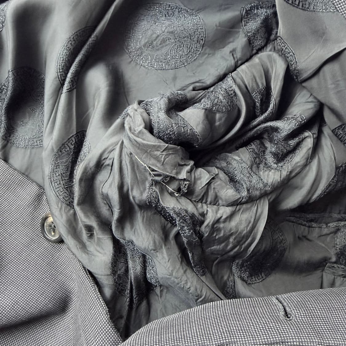 지아니베르사체 4버튼 블레이저 상품이미지8