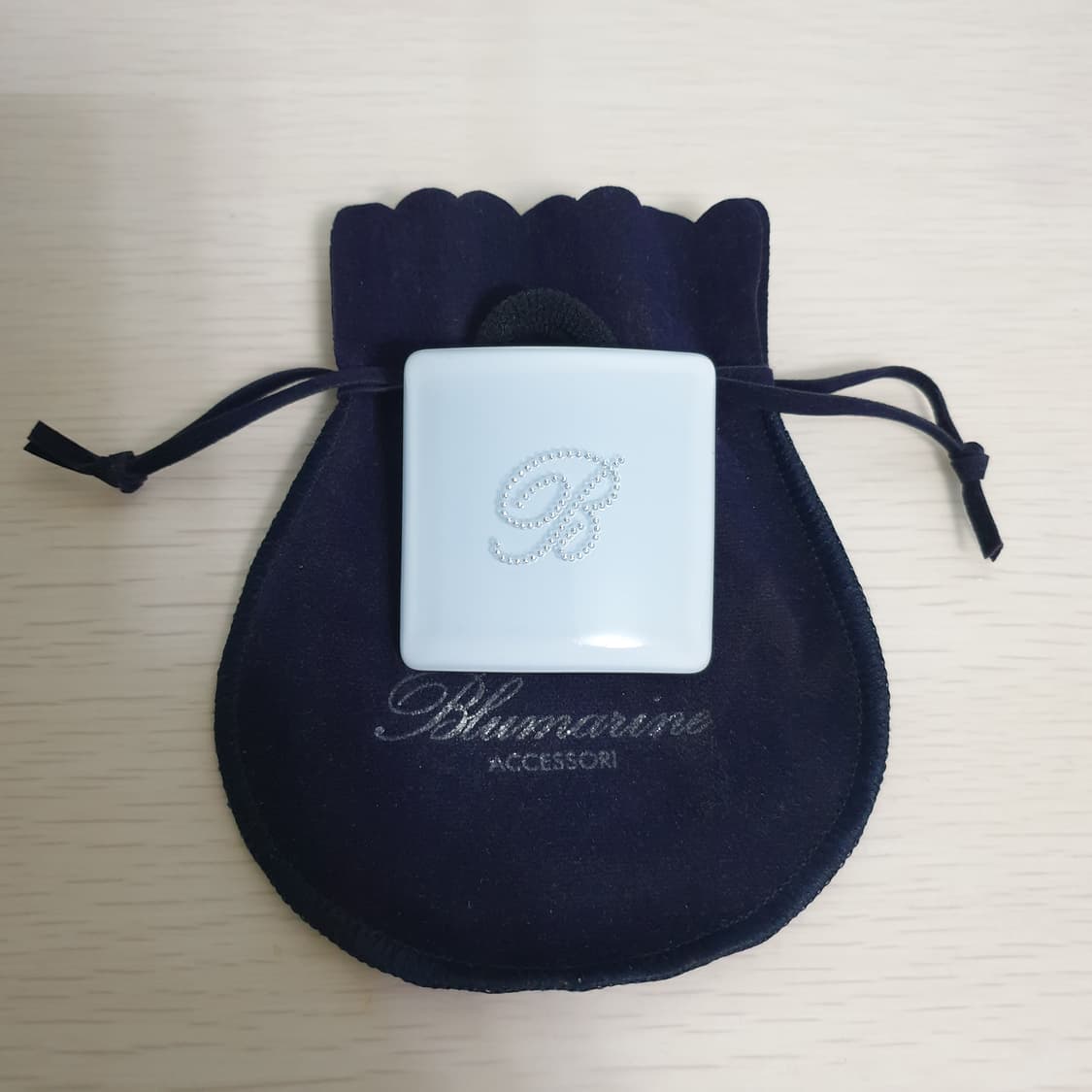 명품 블루마린 시그니처 B이니셜 스퀘어 머리끈 헤어끈 엘라스틱 헤어타이 상품이미지2
