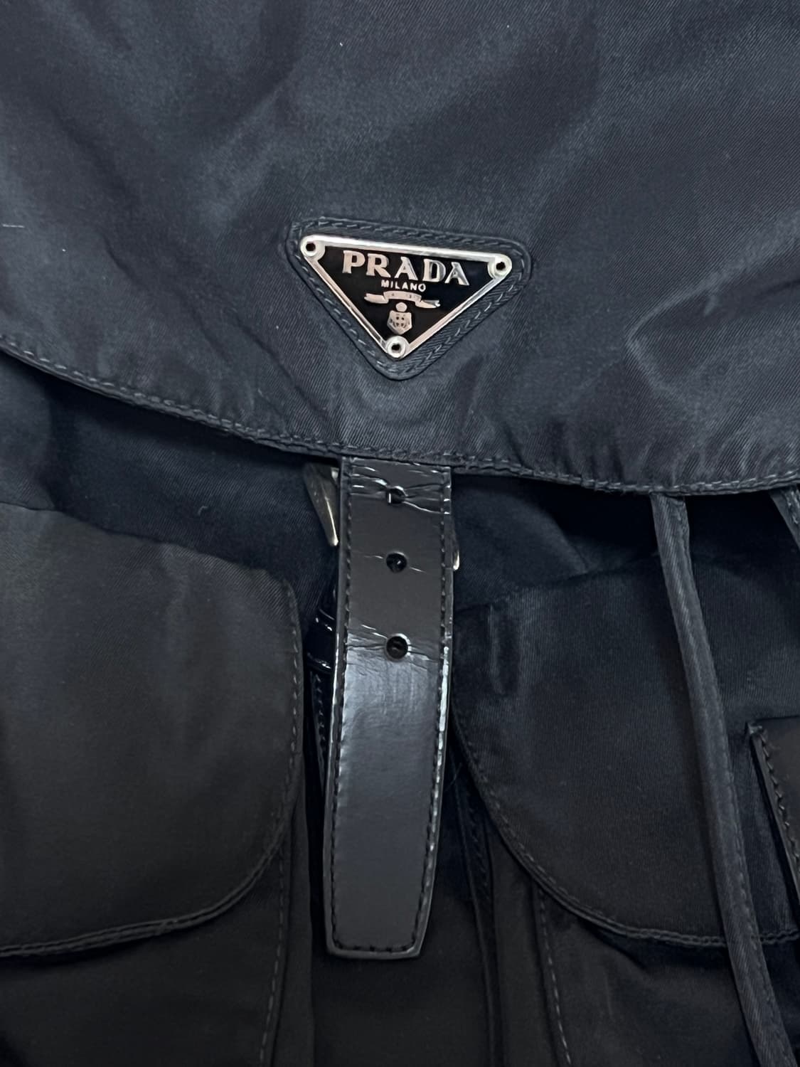 프라다 백팩 미디엄 상품이미지2