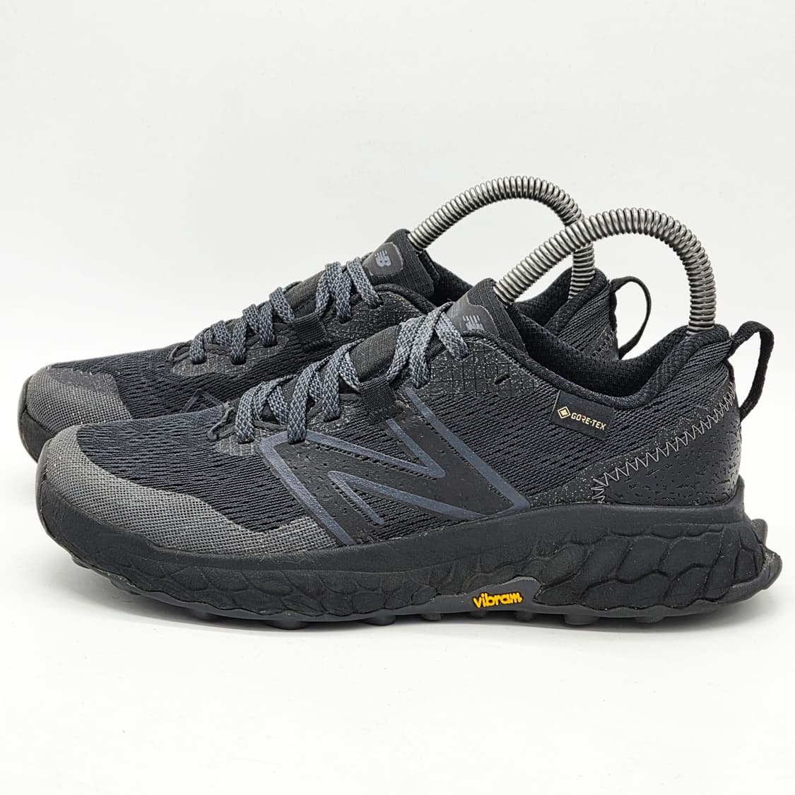 뉴발란스 우먼스 프레쉬 폼 X 이에로 v7 고어텍스 블랙 (235 D) 상품이미지1