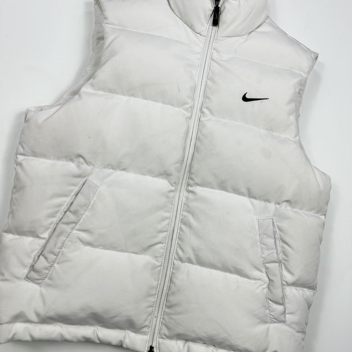 나이키 스우시 레트로 푸퍼 화이트 조끼패딩 (XS 여성추천) 상품이미지5