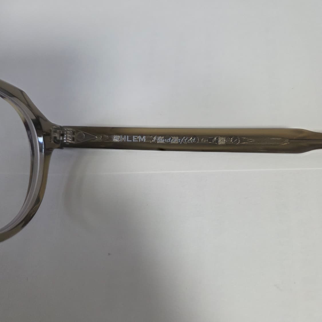 [47-21] 알렘 류보스케 smoked light / 크라운판토 상품이미지4