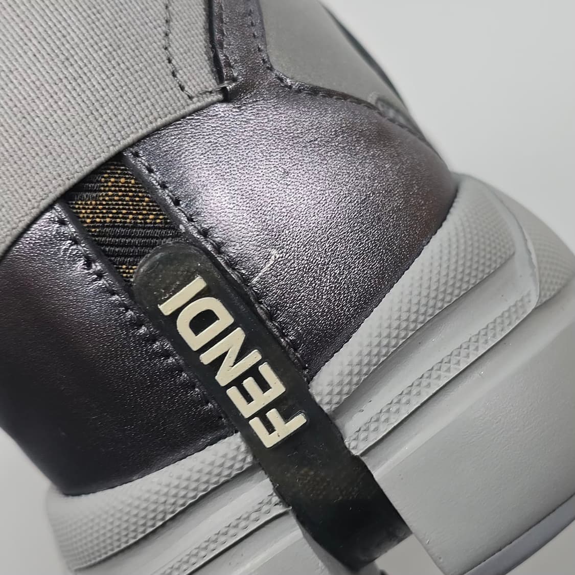 펜디 패스터 트레이너 스니커즈 ( 290 ) 상품이미지9