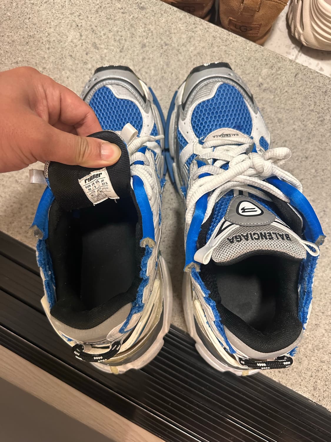 발렌시아가 뉴러너 블루 42사이즈 판매 상품이미지4