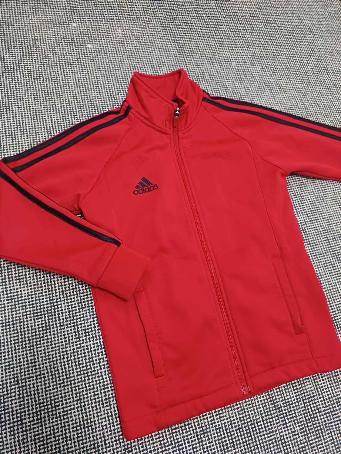 아디다스 레드 컬러 트랙탑 (저지)-초등저학년용 상품이미지2