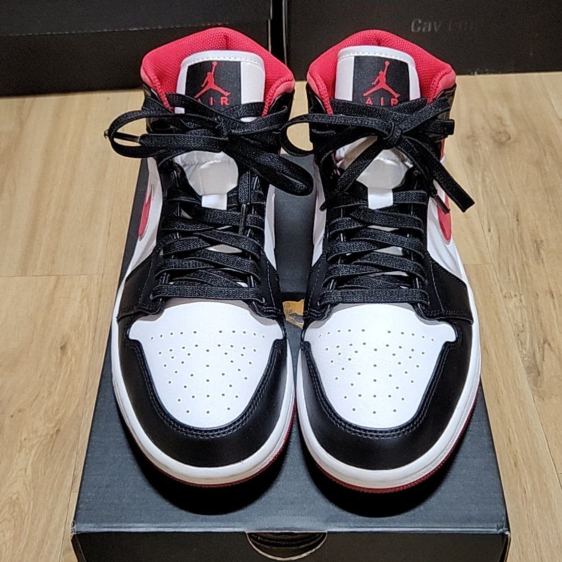 나이키 275 조던 짐레드 블랙 화이트 상품이미지2