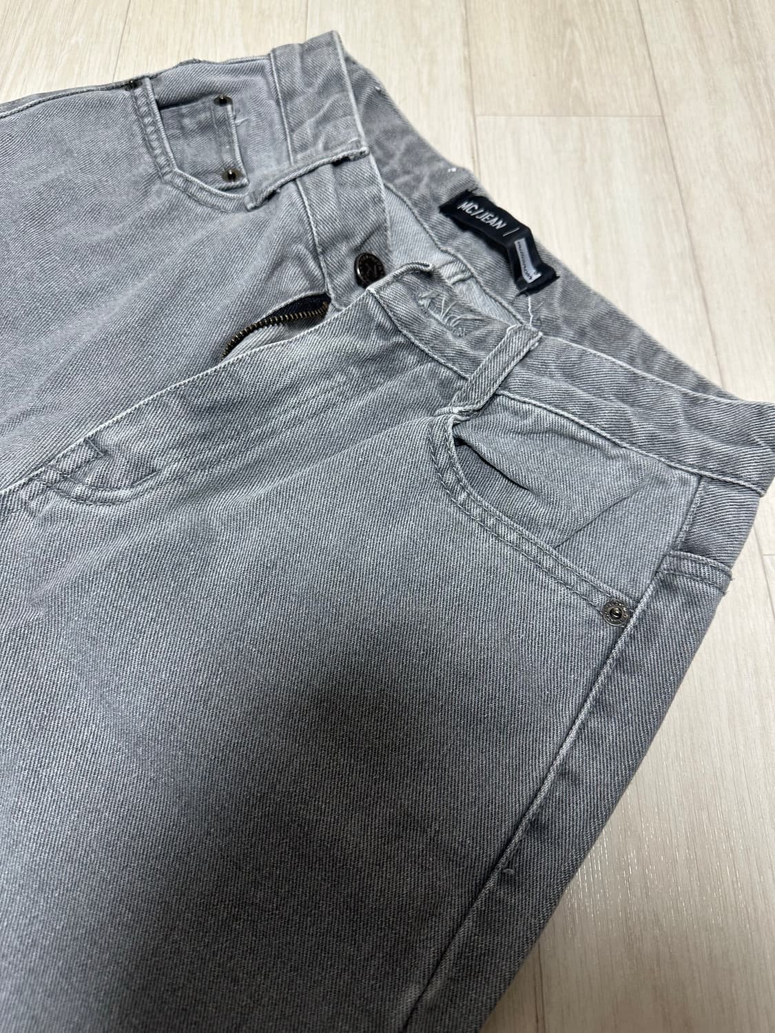 회색 청바지 상품이미지1