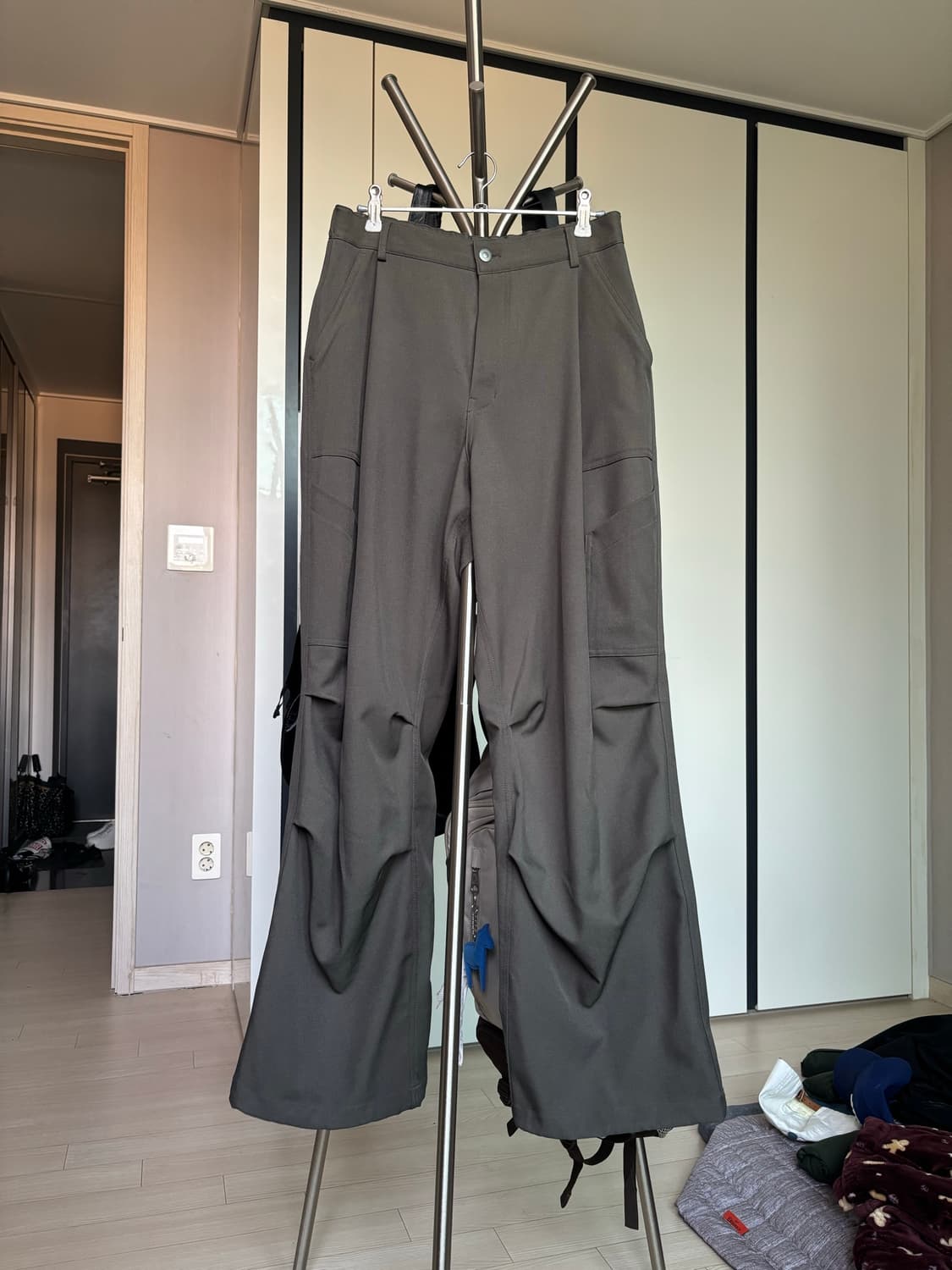 One Tuck Wide Baker Pants [Olive] 상품이미지2