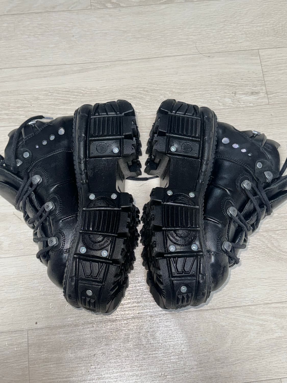 뉴락 New Rock 하이탑 트레이너 블랙 230mm 쌔거 상품이미지3