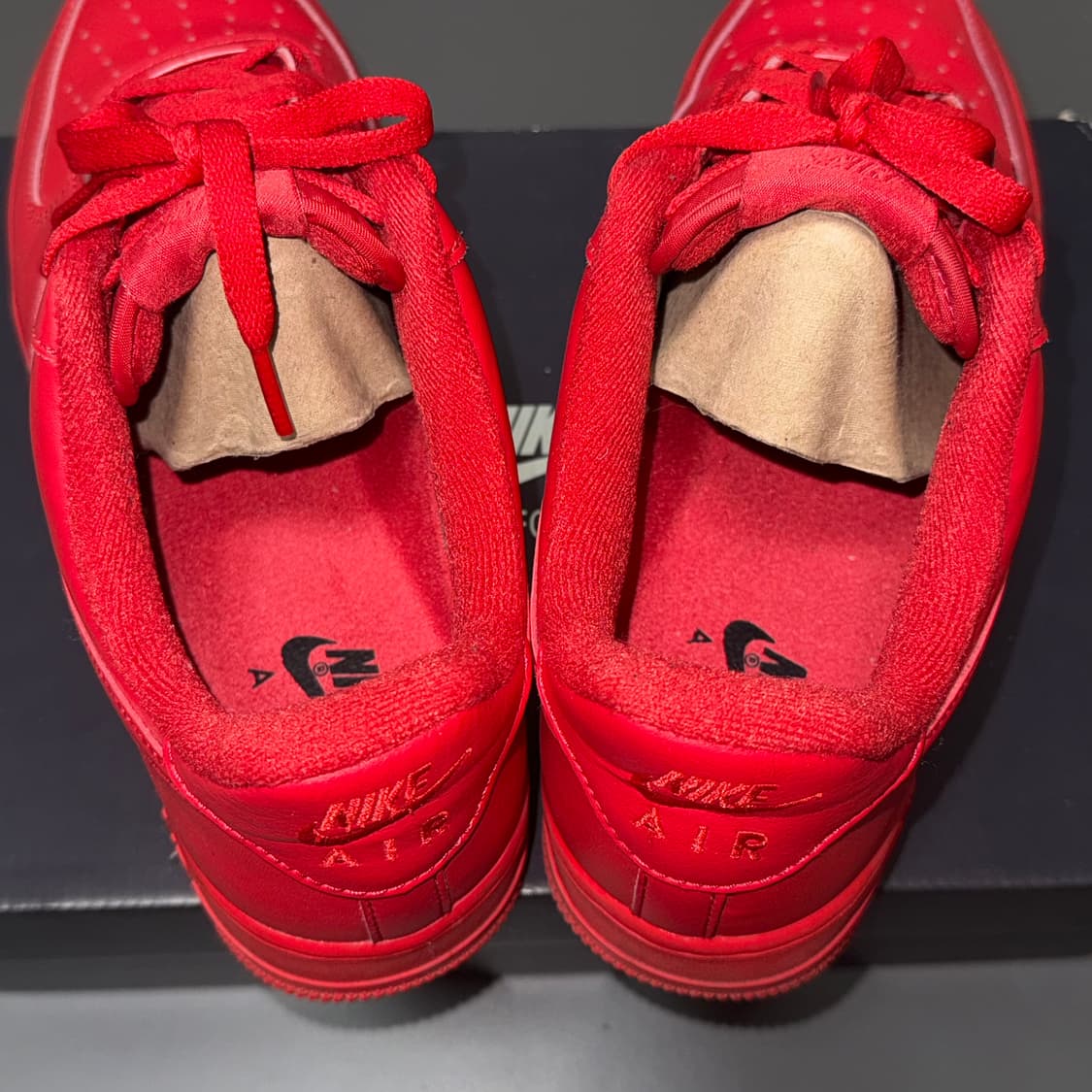 나이키 에어포스 1 ‘07 LV8 트리플 레드 280 상품이미지3