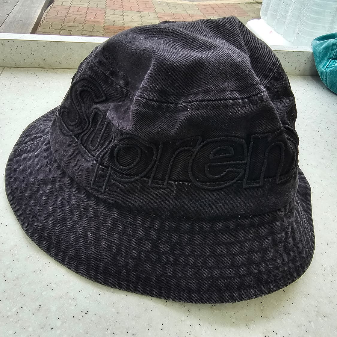 슈프림 버킷햇 상품이미지1