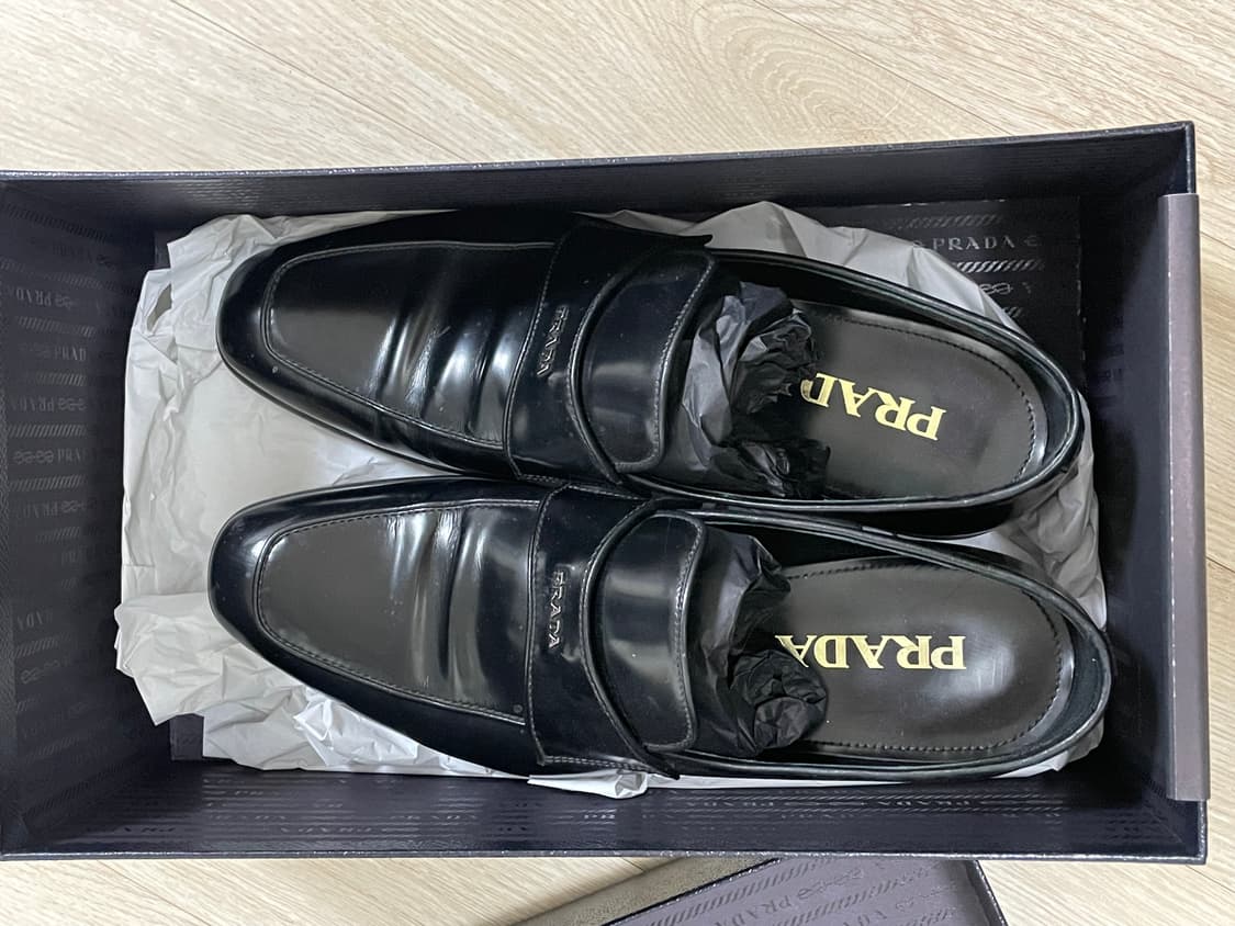 프라다 블랙 레더 로퍼 상품이미지2