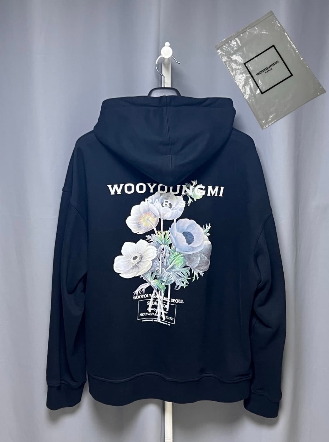 [정품] 52 우영미 플라워 후드티 블랙 상품이미지1