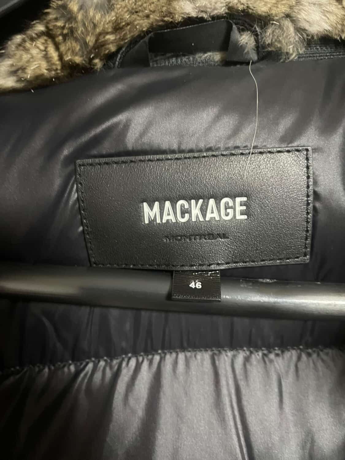 멕케이지 2XL 블랙  패딩  상품이미지2