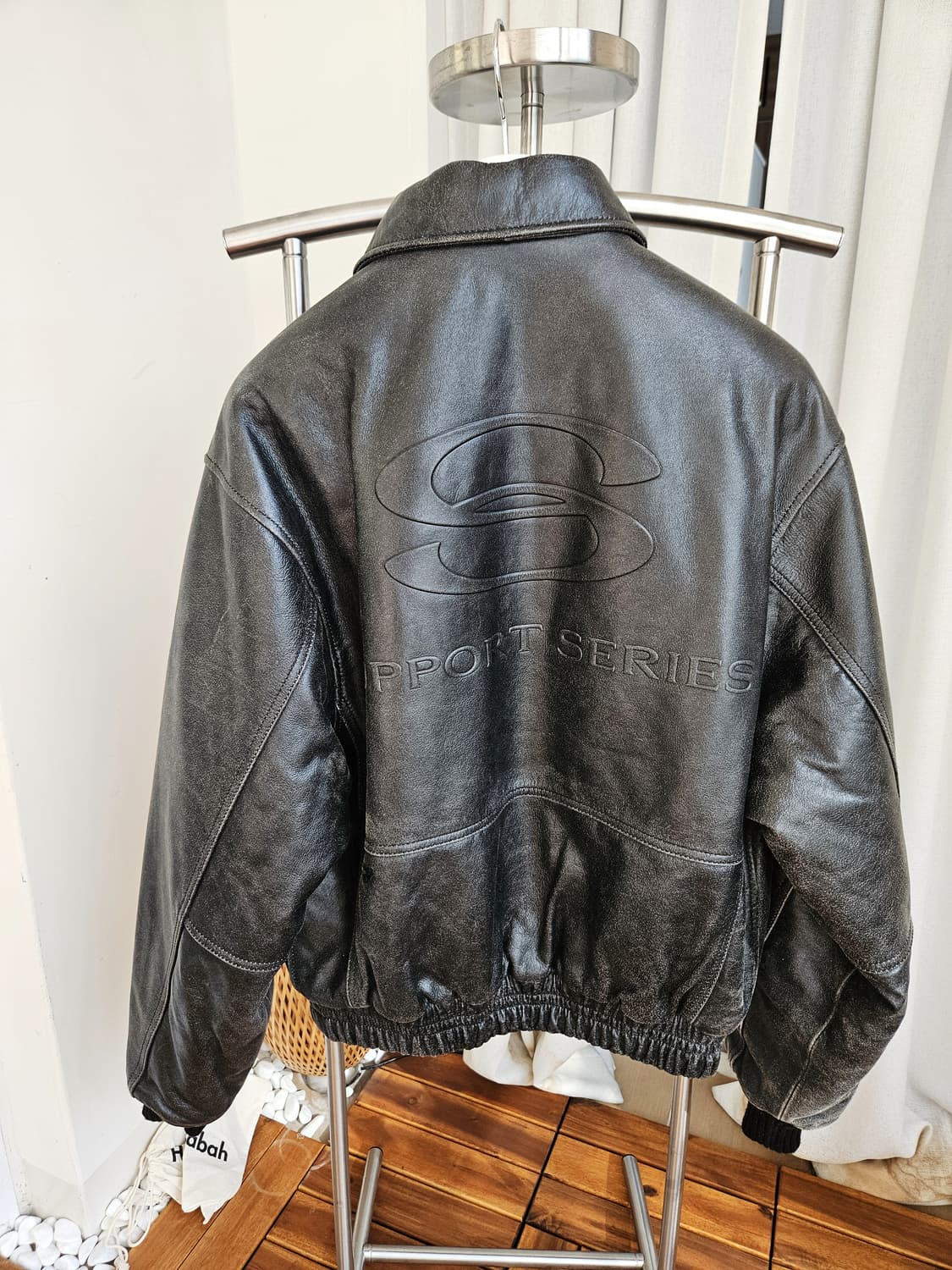 톰스벌스데이 서포트시리즈 레더 봄버 자켓 발렌시아가  상품이미지3