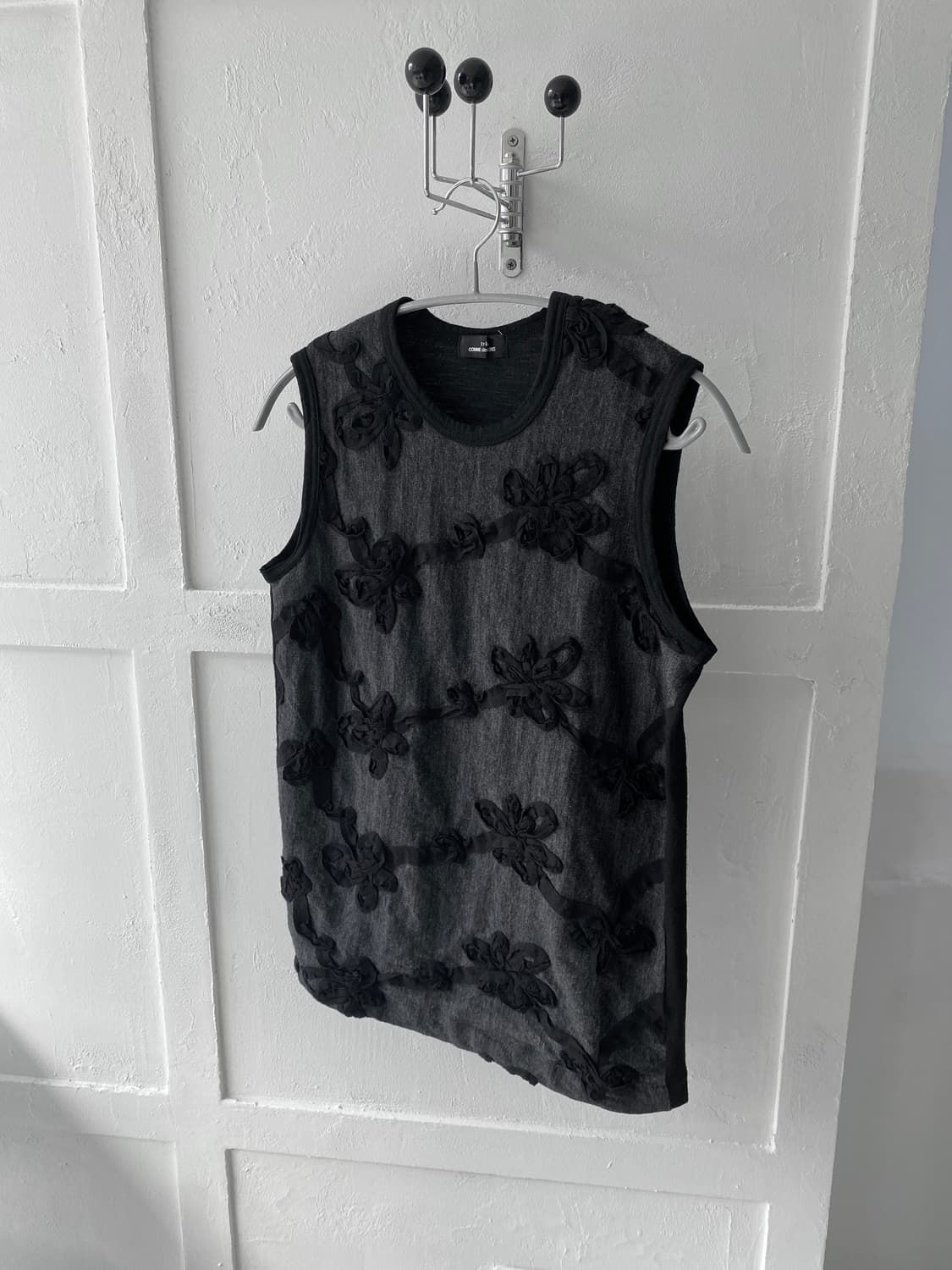 [Comme des garcons tricot] 플라워 슬리브리스 상품이미지1