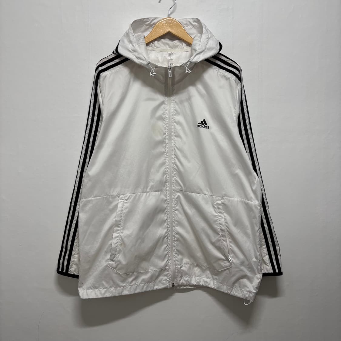 아디다스 화이트 삼선 후디 바람막이 상품이미지1