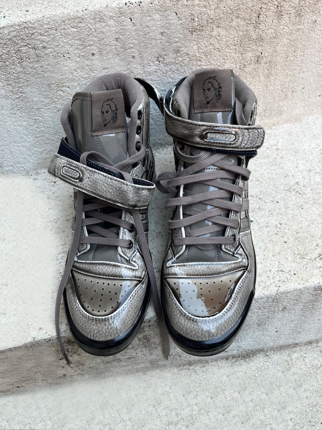 제레미스캇 x 아디다스 하이탑 블랙딥드 상품이미지7