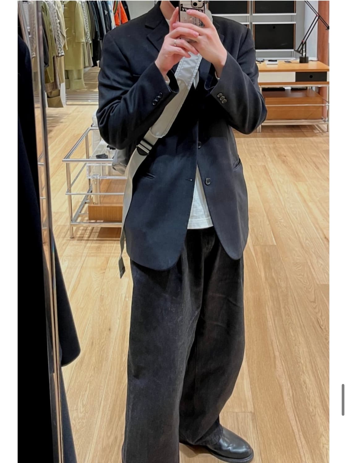 착샷ㅇ) 이얼즈어고 투웨이 메신저 백 라이트그레이 상품이미지3