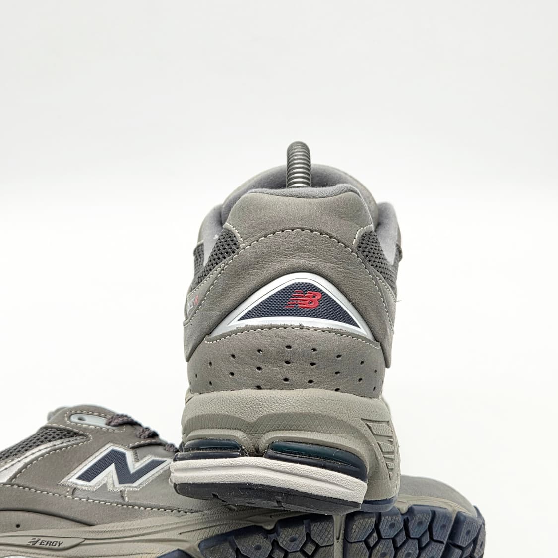  뉴발란스 2002R 그레이 (260 D)  상품이미지2