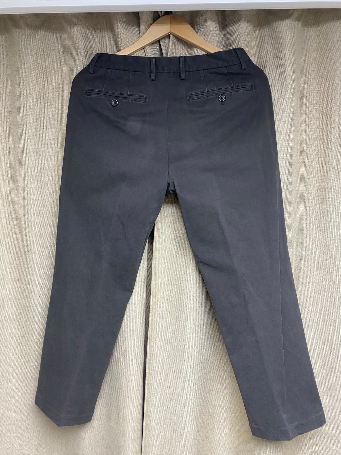 [78] 헤지스 스트레이트핏 치노 팬츠 차콜 상품이미지2